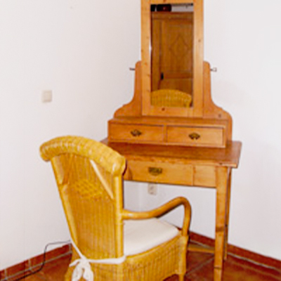 header default_01 02